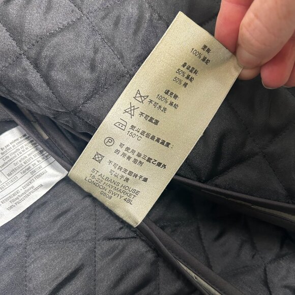 Burberry Black and Cream Checkered Utility Jacket - Picture 10 of 12